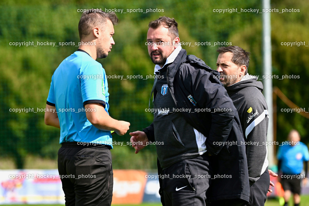 SV Rothentuhurn vs. URC Thal Assling | Edin Omerhodzic Referee, Headcoach URC Thal Assling Bernd Albert Feil,  Asisstentcoach URC Thal Assling Roland Jungmann, SV Rothentuhurn vs. URC Thal Assling, SV Rothentuhurn vs. URC Thal Assling am 15.09.2024 in Rothenthurn (Sportplatz Rothenthurn), Austria, (Photo by Bernd Stefan)