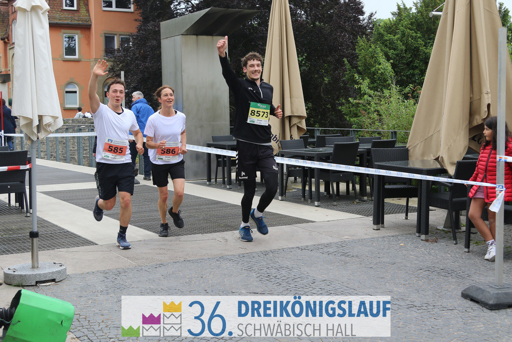VR Bank Hauptlauf 10km | 3königslauf 2022 VR Bank Hauptlauf - Realisiert mit Pictrs.com