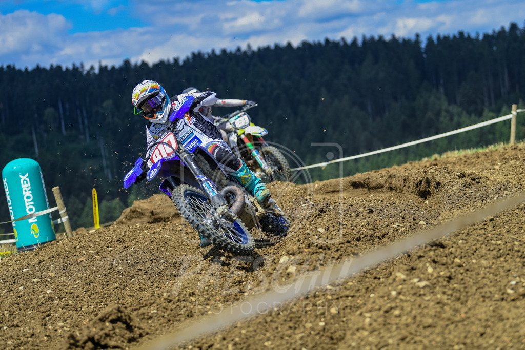 MX2 (223) | Paeschuphoto Shop - Wer nicht sucht der auch nicht findet.Ob Motocrossbilder oder von einem besuchtem Spiel, Hauptsache Action. - Realisiert mit Pictrs.com
