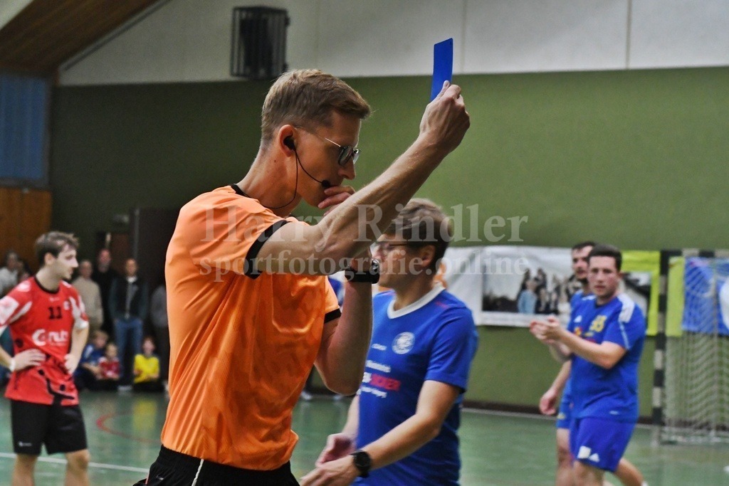 SSG Metten : Vfl Waldkeiburg | Blaue Karte für Waldkraiburg - Realisiert mit Pictrs.com
