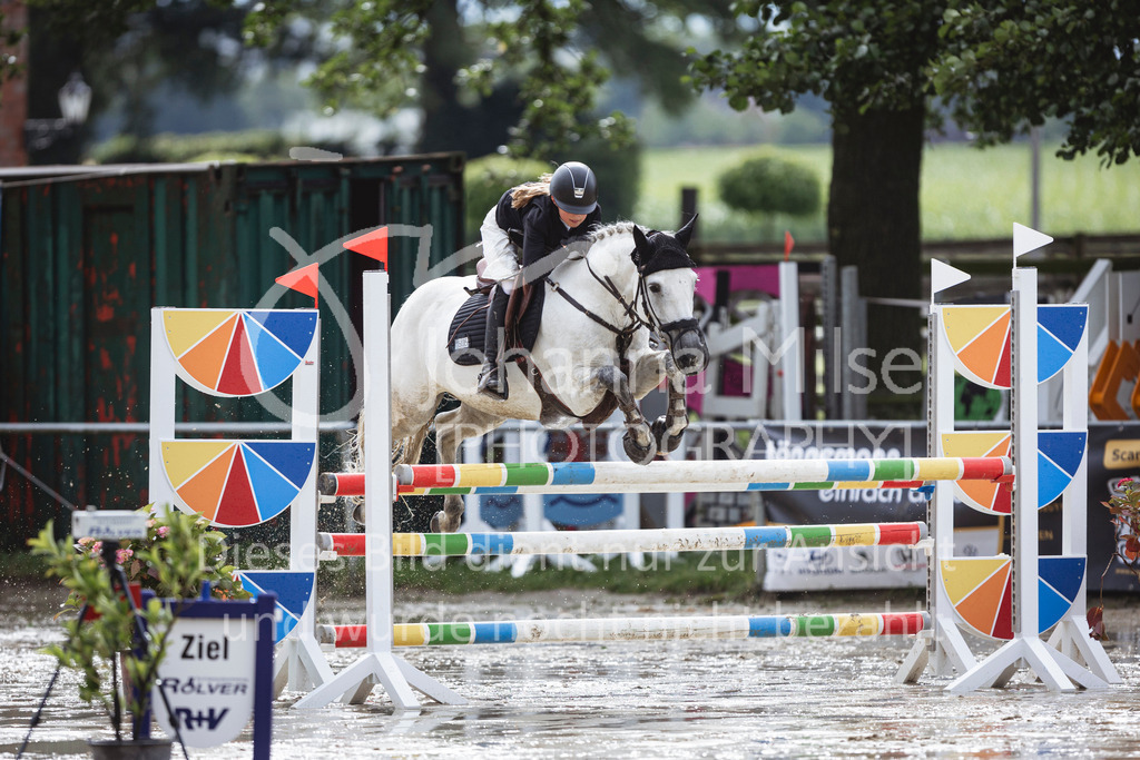 240615_CoesfeldLette_Stil-A-135 | Deine schönsten Turniermomente als professionelle Fotos! Entdecke hochwertige Pferdesport-Fotografie im Online-Shop. Jetzt Fotos finden & bestellen!