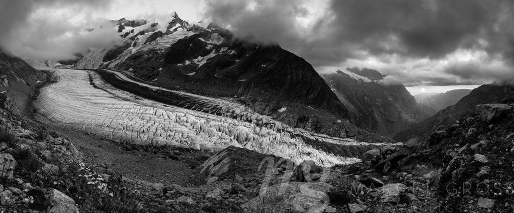 Obers Ischmeer in Grindelwald at sunset, Berner Oberland | Die ideale Geschenkidee für Naturliebhaber. Naturbilder von Marcel Gross Photography für ihr Zuhause in den verschiedensten Formaten und Materialien. - Realisiert mit Pictrs.com