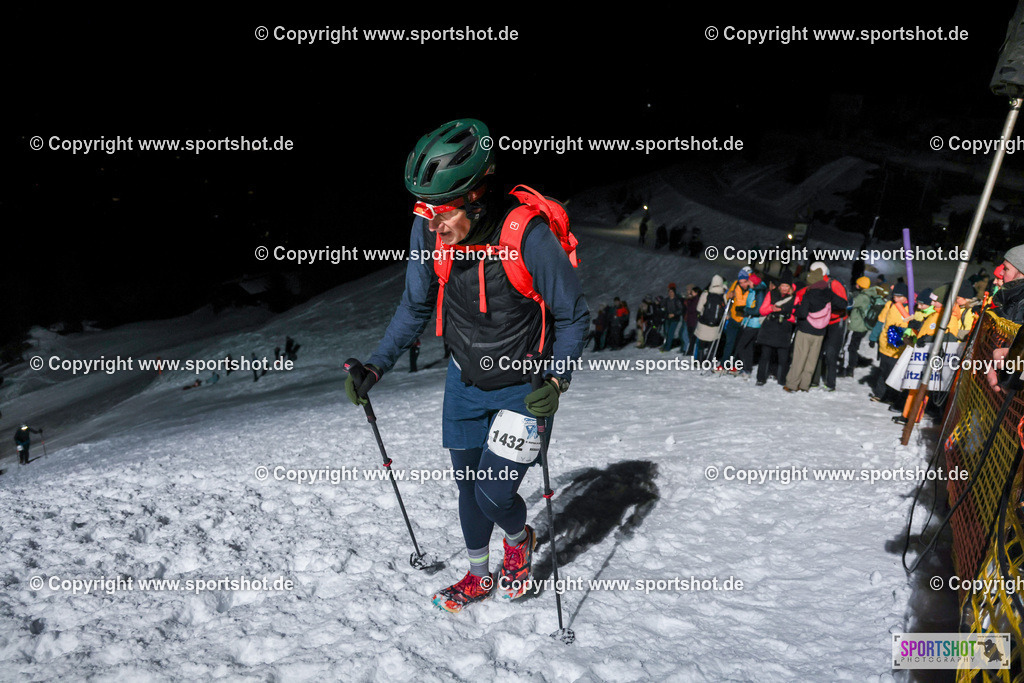 007A1384 | VerticalUp! #vertical_up_kitzbuehel #sportshot_your_pictrs #yourpictrs #dinafit #verticalup!2026