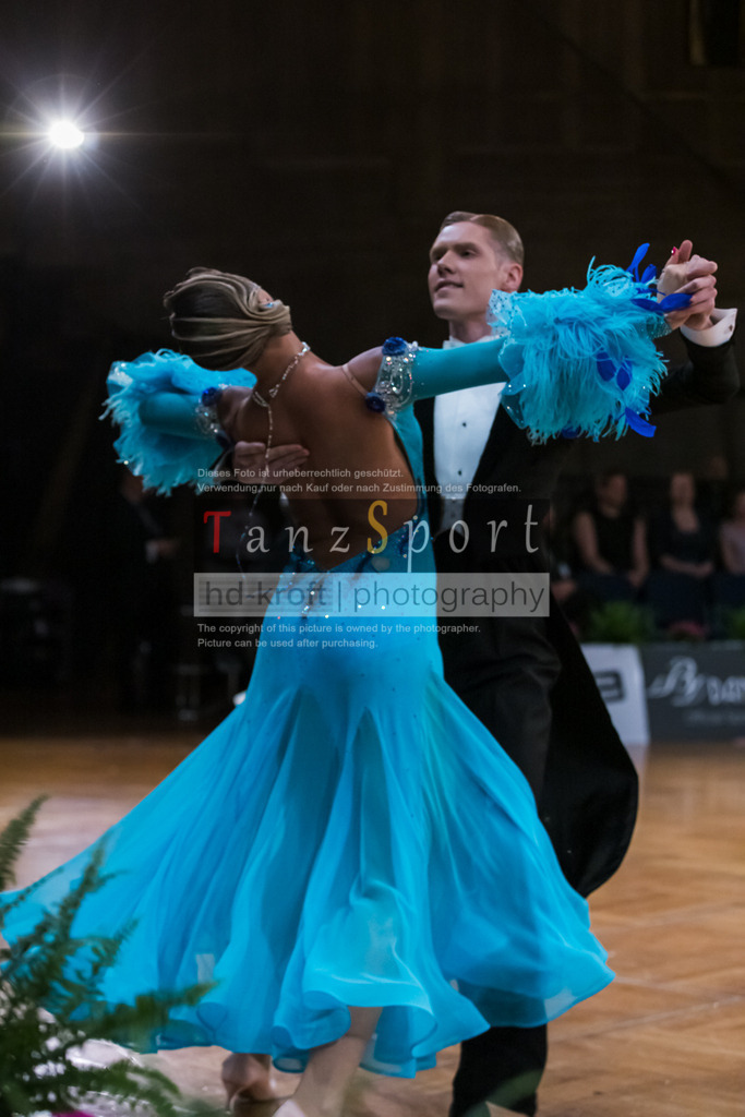20250822_WDSF-GS-STD_R2_5220 | Tanzsportbilder, Standardtanz, Lateintanz, WDSF, DTV, LTVB, dancecomp, goc, hessen tanzt, blaues band der spree, walzer, tango, wiener walzer, slowfox, quickstepp, samba, rumba, cha-cha-cha, paso doble. jive, hd-kroft photography, turniertanzsport