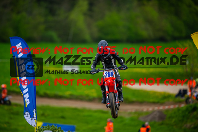 MaZZes_FotoMatrix_230506_9751 | S3