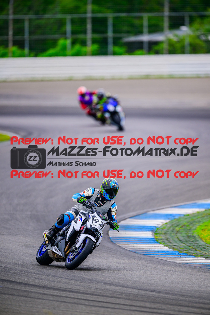 MaZZes_FotoMatrix_240614_6007705_3310 | INST