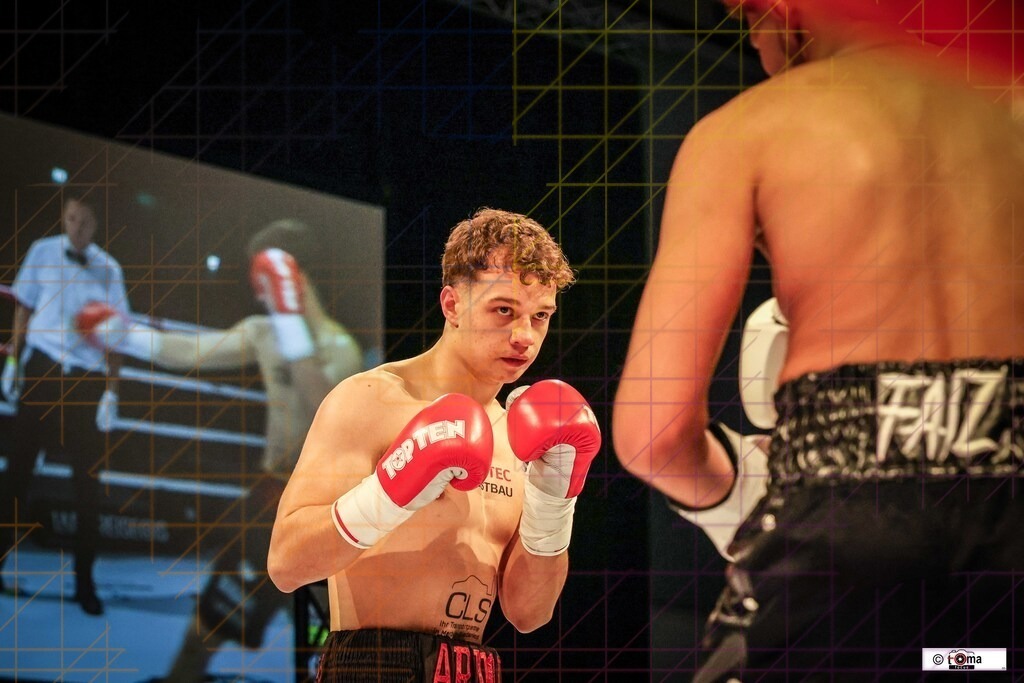 BoB 2026 Arnold vs. Faiz-15 | professionelle Sport- und Eventfotografie von Tomafocus – dynamische Bilder, emotionale Momente und hochwertige Aufnahmen für jeden Anlass. - Realisiert mit Pictrs.com