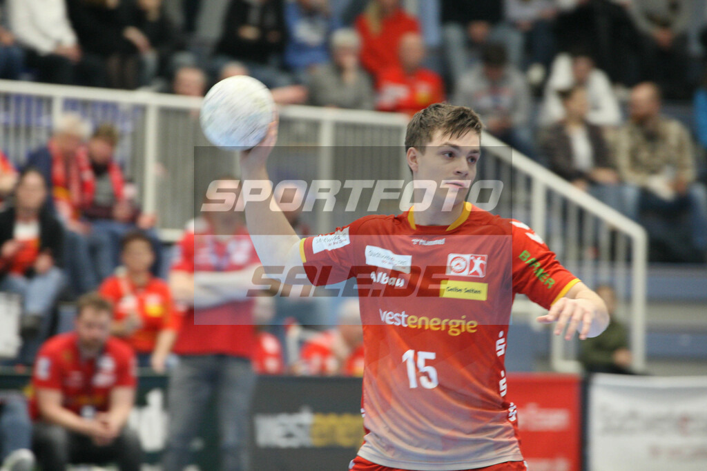 TUSEM Essen - HBW Balingen | Nils Homscheid - © Sportfoto-Sale (MK) - Realisiert mit Pictrs.com