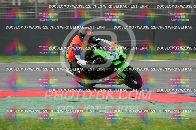 2025_08_05_PBK_23241 | Sportfotografie; SlowMotion; Video; Rennstrecke; Hafeneger; RSE; Speer; Trackday; Motorsportarena; Hockenheimring; Brno; Most; Barcelona; Valencia, Benny; Kaetzmer;