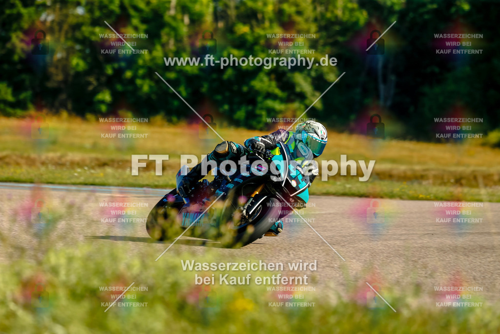 Chambley Juli-0302 | Hier findet Ihr Bilder von Touristenfahrten auf der Nürburgring Nordschleife oder von anderen Veranstaltungen die ich besucht habe. Viel Spass beim Durch Schauen 