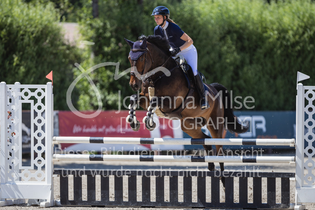 230610_Mühlen_Stil-L-124 | Deine schönsten Turniermomente als professionelle Fotos! Entdecke hochwertige Pferdesport-Fotografie im Online-Shop. Jetzt Fotos finden & bestellen!