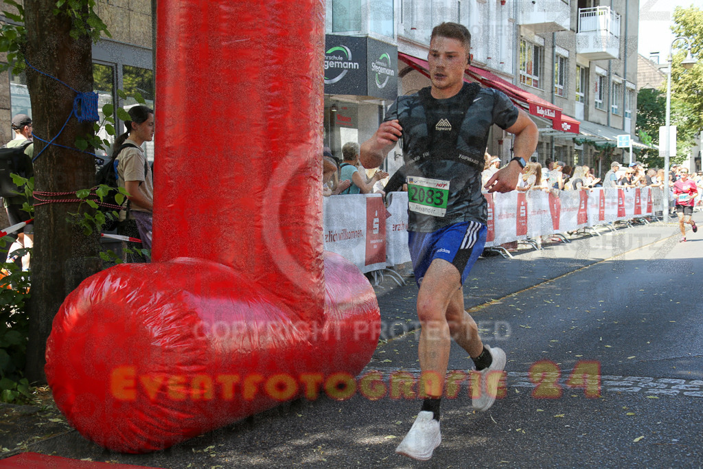 250621_1148_EX1_4067 | Sportfotografie im Rhein-Sieg Kreis, Köln, Bonn, NRW, Rheinland Pfalz, Hessen, etc. Unser Tätigkeitsfeld umfasst den Laufsport vom Volkslauf über den Marathon, Duathlon, Triathon bis zum Ultralauf wie Kölnpfad Ultra oder Schindertrail.