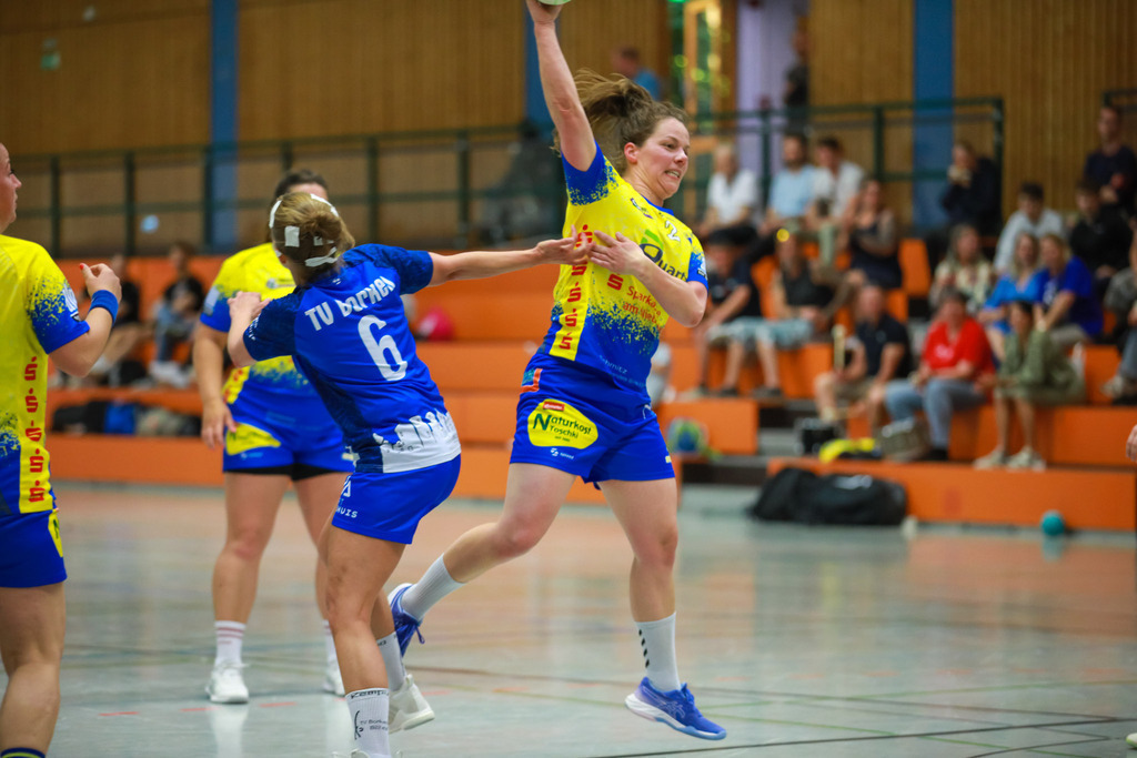 SVN_BorkenII_100525_119 | Bildergalerie von Sport-Ereignissen aber auch von weiteren spannenden Dingen - nicht nur vom Niederrhein. In Anlehnung an den bekannten Spruch von Hanns Dieter Hüsch heißt das Motto: "Niederrhein ist überall".  - Realisiert mit Pictrs.com