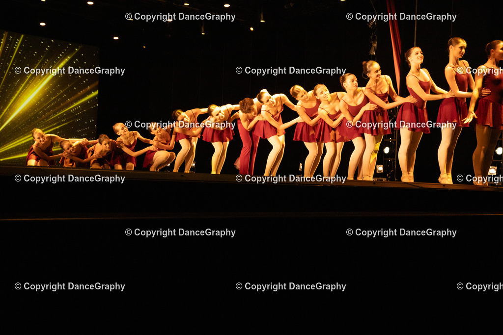 GPHY4672 | DanceGraphy - Realisiert mit Pictrs.com