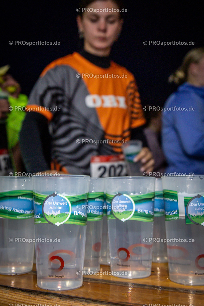23. ASV Nachtlauf; Koeln, 13.05.26 | Impressionen vom 23. ASV Nachtlauf am 13.05.26 am Tanzbrunnen in Koeln. Foto: BEAUTIFUL SPORTS/Axel Kohring