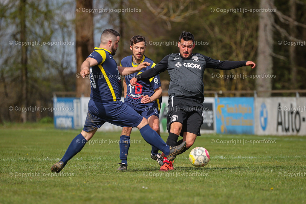BQ3I4133 | 23.04.2023; Kreisliga C Dillenburg; Rasenplatz Hirzenhain; SSV Hirzenhain - SSG Breitscheid II; Ergebnis: 5:0 (3:0)