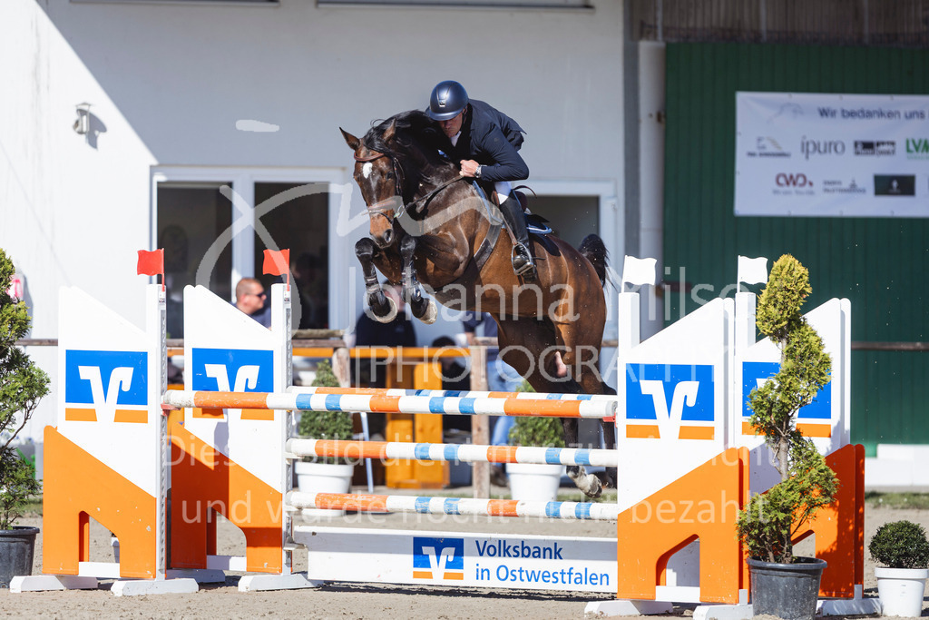 260402_Fruehlingsfest_M1-Spr-758 | Deine schönsten Turniermomente als professionelle Fotos! Entdecke hochwertige Pferdesport-Fotografie im Online-Shop. Jetzt Fotos finden & bestellen!