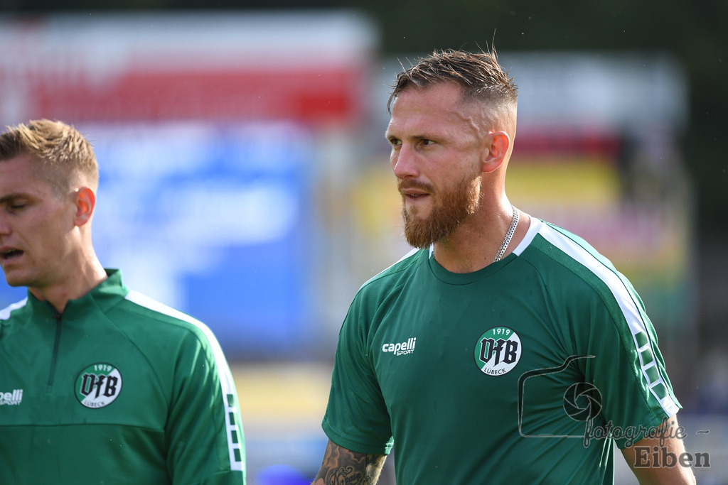 SV Meppen-VfB Lübeck | Herren Regionalliga Nord; SV Meppen (blau)-VfB Lübeck (weiß) am 01.08.2025 in Meppen (Hänsch-Arena), Photo: Philip Eiben 2025 - Realisiert mit Pictrs.com