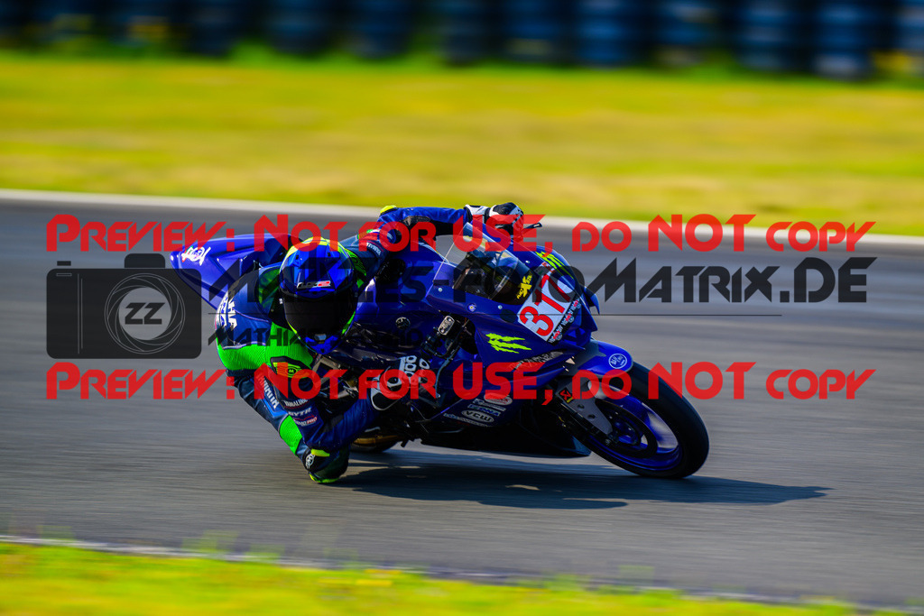 MaZZes_FotoMatrix_240725_6007705_7340 | ROT