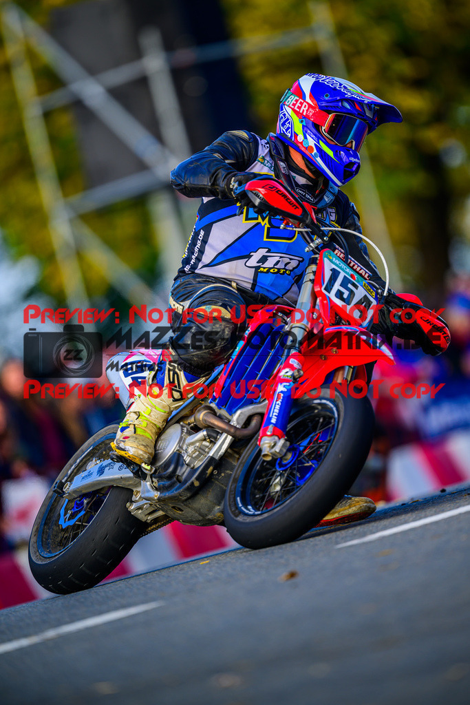 MaZZes_Fotomatrix_20251012_6007705_3515 | SENIOR