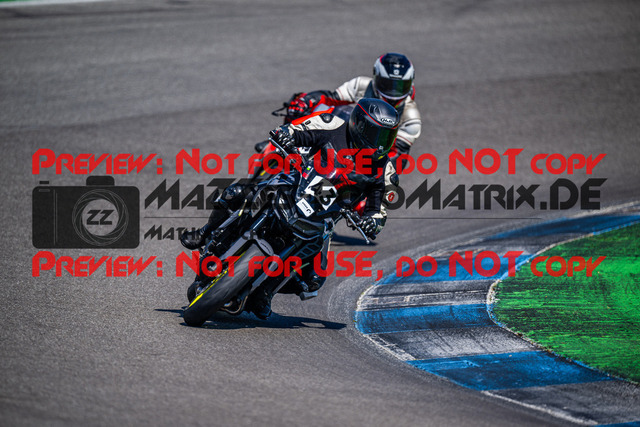 MaZZes_FotoMatrix_240520_6007705_5036 | ROT