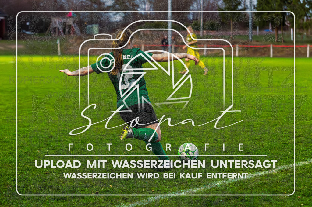 SCTSGF-1038 | Juna Anhalt (SC Tewel #12) beim Damen Kreisliga HK/CE Spiel zwischen SG Fulde und SC Tewel auf dem Sportplatz Tewel, Tewel/Neuenkirchen (Simon Paul Stopat) - Realisiert mit Pictrs.com