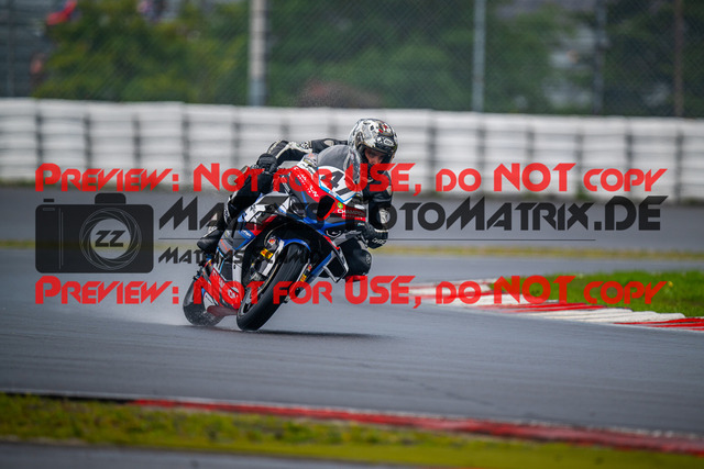 MaZZes_FotoMatrix_240830_6007705_3018 | STK1000