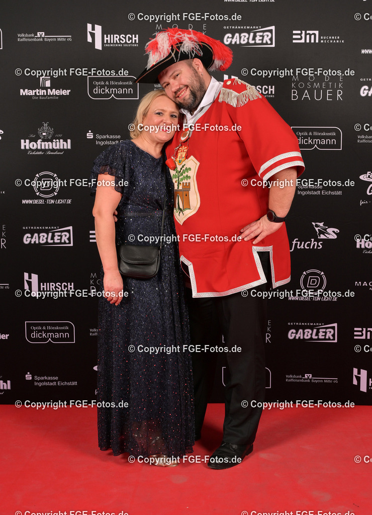 20240114-fge-fotos-0367 | Eröffnungsball der FGE am 14.01.2024 im Alten Stadttheater in Eichstätt. - Realisiert mit Pictrs.com