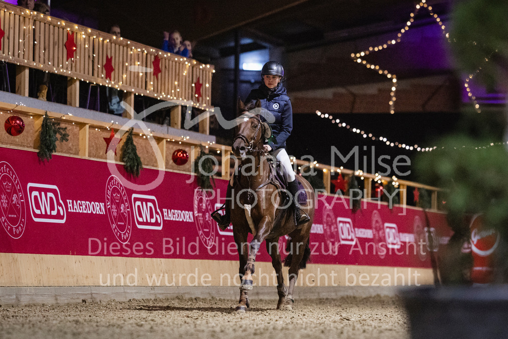 231118_PonyTrophy-315 | Deine schönsten Turniermomente als professionelle Fotos! Entdecke hochwertige Pferdesport-Fotografie im Online-Shop. Jetzt Fotos finden & bestellen!