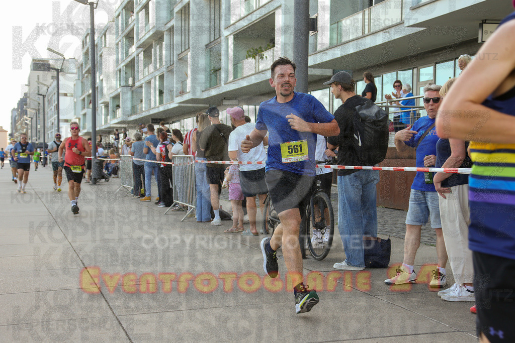 250920_1446_EX1_7462 | Sportfotografie im Rhein-Sieg Kreis, Köln, Bonn, NRW, Rheinland Pfalz, Hessen, etc. Unser Tätigkeitsfeld umfasst den Laufsport vom Volkslauf über den Marathon, Duathlon, Triathon bis zum Ultralauf wie Kölnpfad Ultra oder Schindertrail.