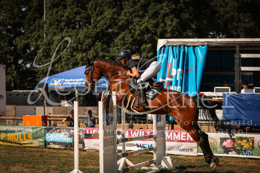 13.FrPfA00087 | Leoni Ertmer Photography - Realisiert mit Pictrs.com