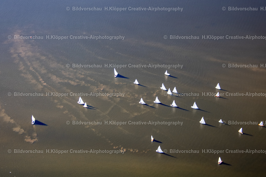 Essen Baldeney Segel _ Creative Airphotography H.Klöpper-3640 | Luftbilder und Luftbildfotografie , Digital und Printbilder auf Leinwand , Alu Dibond , Acrylglas , Poster oder Download-Datei für private und gewerbliche Verwendung im Shop online bestellen. - Realisiert mit Pictrs.com