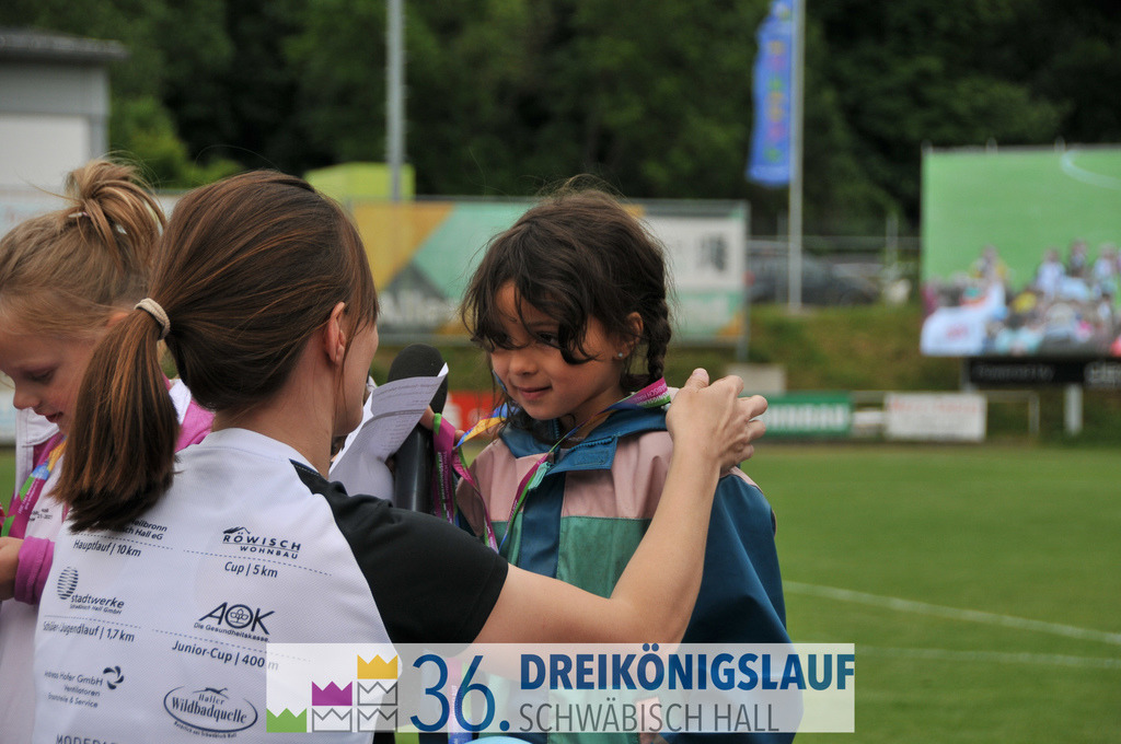 Siegerehrung Optima Sport Park | 3königslauf 2022 Siegerehrung - Realisiert mit Pictrs.com