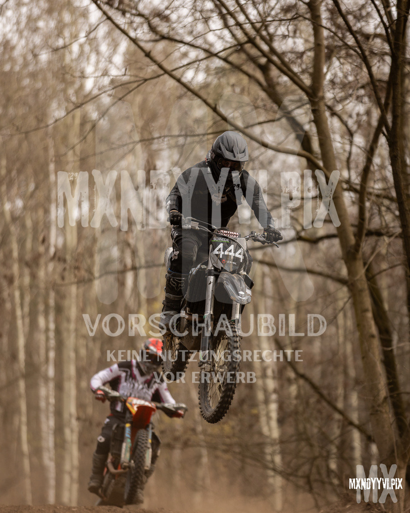 866A0136 | mxndyyvipix