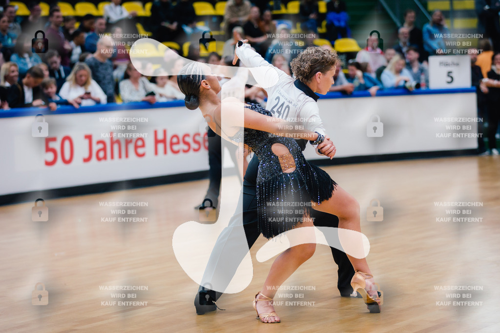 Hessen Tanzt WDSF Open Junior II Latin 5th (240) Girius Ramasauskas _ Gaile Vaiciulaityte (Lithuania)-2025-05-18-5650 | Webshop for digital downloads and prints of dance sport, event & show photographer Julian Link - Realisiert mit Pictrs.com