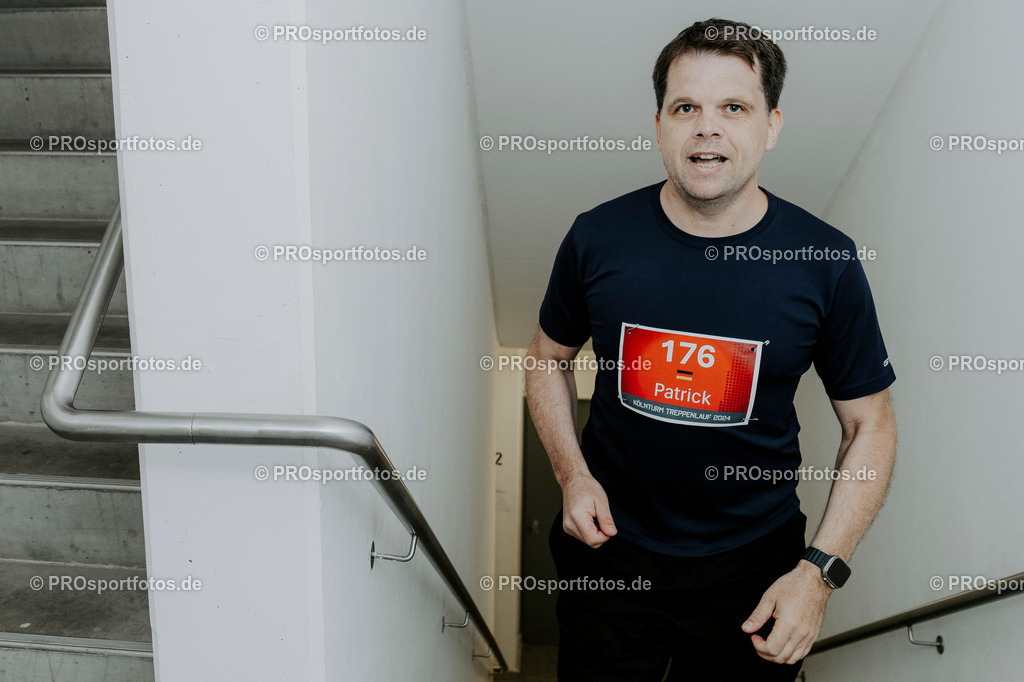 240825_Treppenlauf-513 | Professionelle Fotos Ihrer Laufsportveranstaltung.