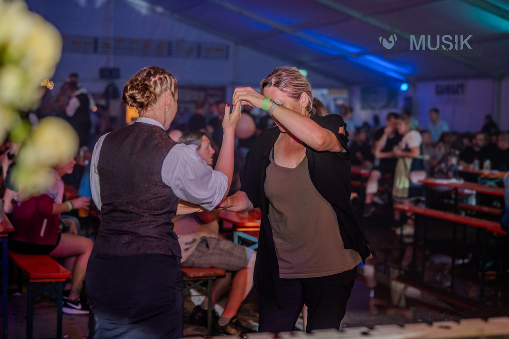 DSC_5122 | "Fussifoto.com – Ihr Ansprechpartner für hochwertige Fotografie! Entdecken Sie kreative Bilder und professionelle Dienstleistungen. Kontaktieren Sie uns für Ihre Projekte!"