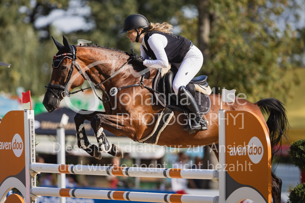230823_Delbrueck_StilM-500 | Deine schönsten Turniermomente als professionelle Fotos! Entdecke hochwertige Pferdesport-Fotografie im Online-Shop. Jetzt Fotos finden & bestellen!