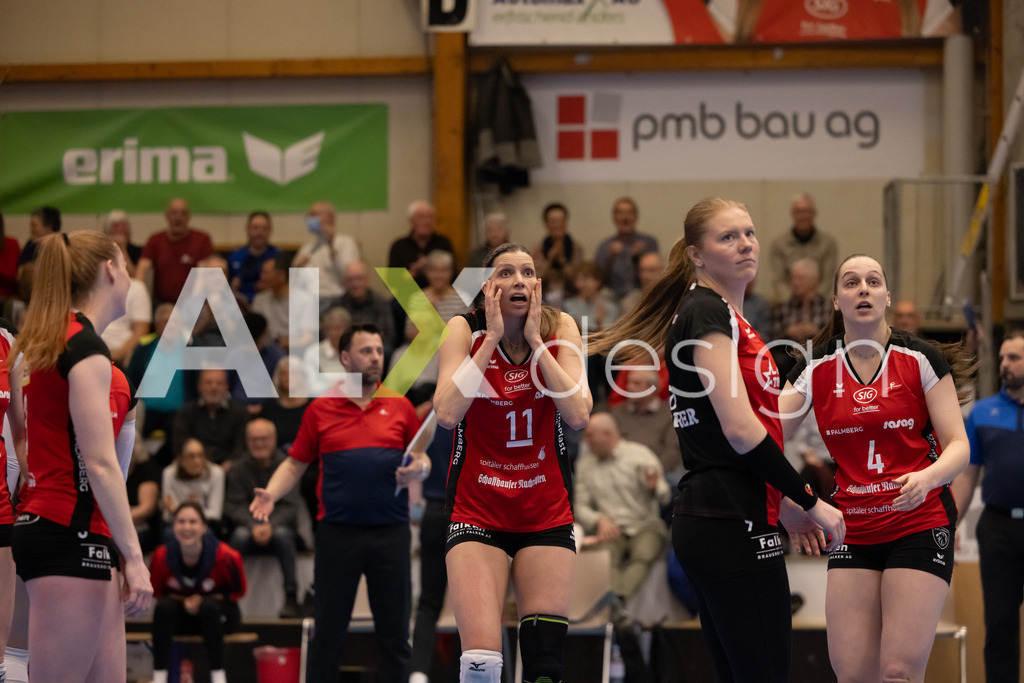 Volleyball I Frauen I Saison 2025-2026 I Volleyball NLA | Women I 1/2 Finals I  VC Kanti Schaffhausen - Sm'Aesch Pfeffingen I 22.03.2026 | 11 Kateřina Holásková (CZ) (VC Kanti Schaffhausen) – Mitte - Realisiert mit Pictrs.com