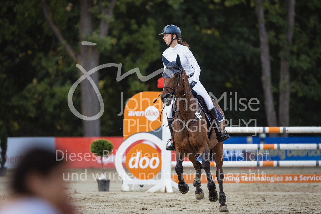 220826_Delbrueck_L-Spr-225 | Deine schönsten Turniermomente als professionelle Fotos! Entdecke hochwertige Pferdesport-Fotografie im Online-Shop. Jetzt Fotos finden & bestellen!