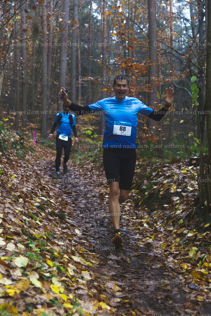 cineathletes-huegelland-2025-11-09-11-00-19 | Sportfotografie rund um Obstacle Course Racing und Trail Run - Realisiert mit Pictrs.com