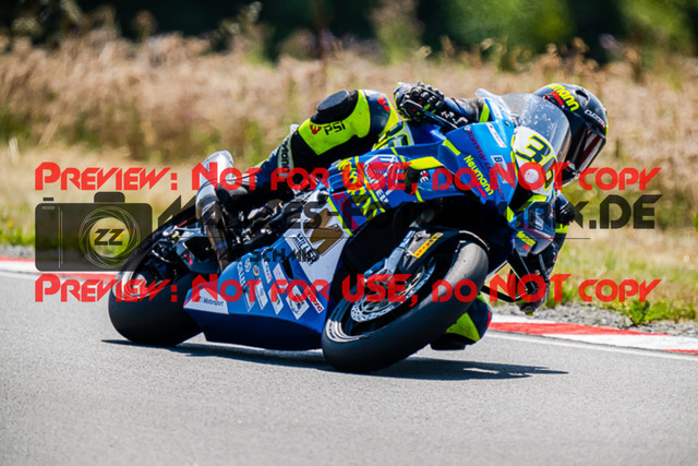 MaZZes_FotoMatrix_220722_3322 | IDM1000