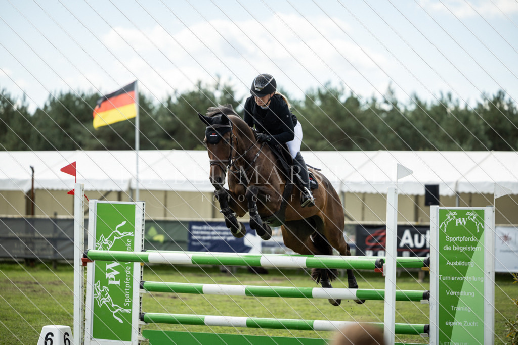 DK5A1778 | Isabel Marstall Fotografie - Realisiert mit Pictrs.com
