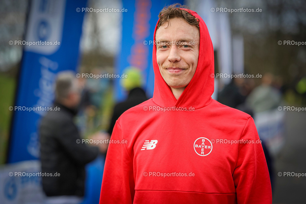 6. Bonner Nikolauslauf; Bonn, 14.12.2025 | Impressionen vom 6. Bonner Nikolauslauf am 14.12.2025 in Bonn (Nordrhein-Westfalen). 