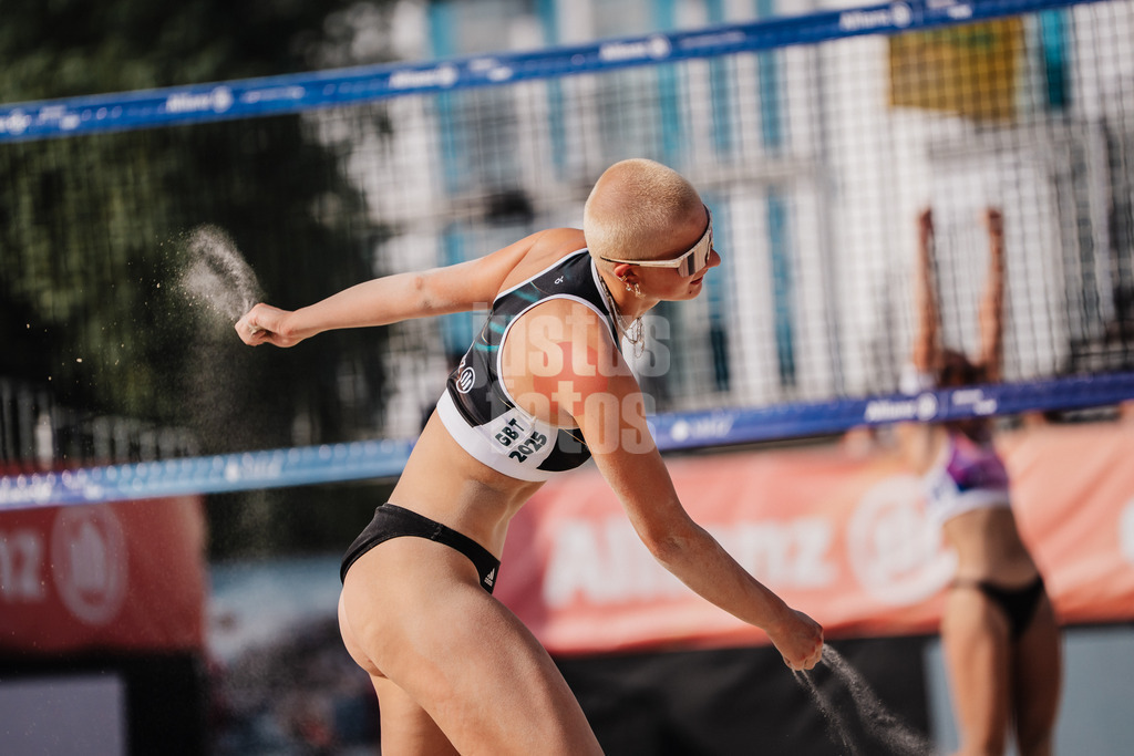 Beachvolleyball | Frauen | Allianz German Beach Tour 2025 | Tourstop Bremen | 14.06.2025 | Mareet Maidhof ärgert sich