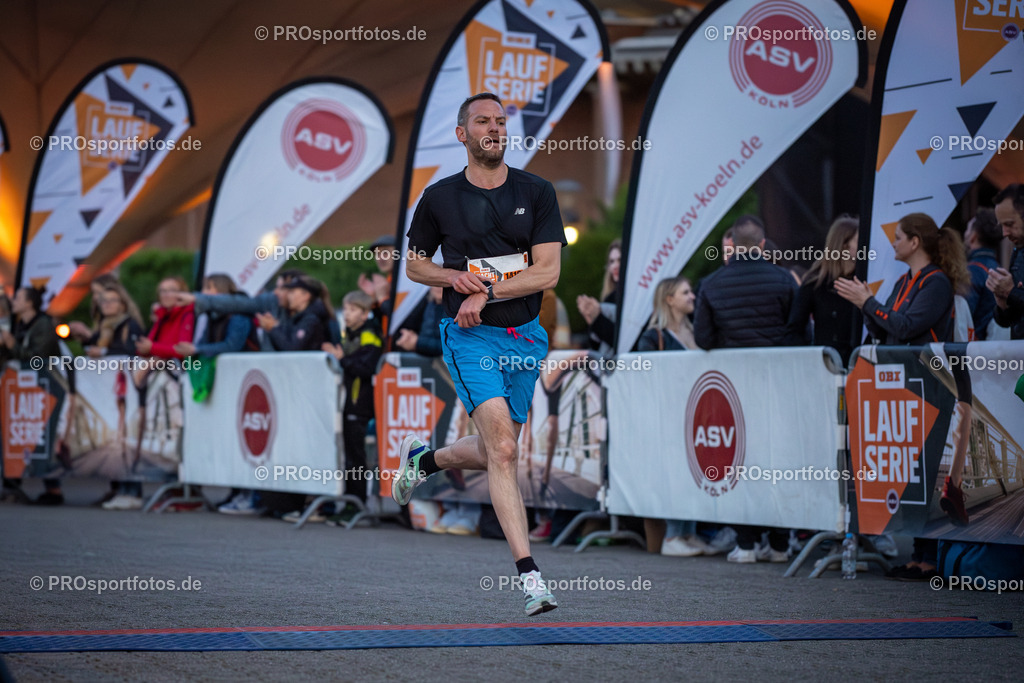 20. OBI Nachtlauf des ASV Koeln, 17.05.2023 | Koeln, 17.05.2023: Impressionen vom 20. OBI Nachtlauf des ASV Koeln rund um den Tanzbrunnen. Foto: Beautiful Sports Pressefotoagentur (www.beautiful-sports.com)