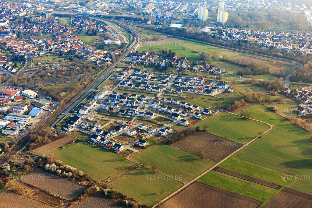 Luftbild: Neubaugebiet Paul Klee Ring in Wörth am Rhein im Bundesland Rheinland-Pfalz in Deutschland. Foto: IMG_113222.jpg vom 23.03.2019 durch Werner Riehm/FLY-FOTO.de