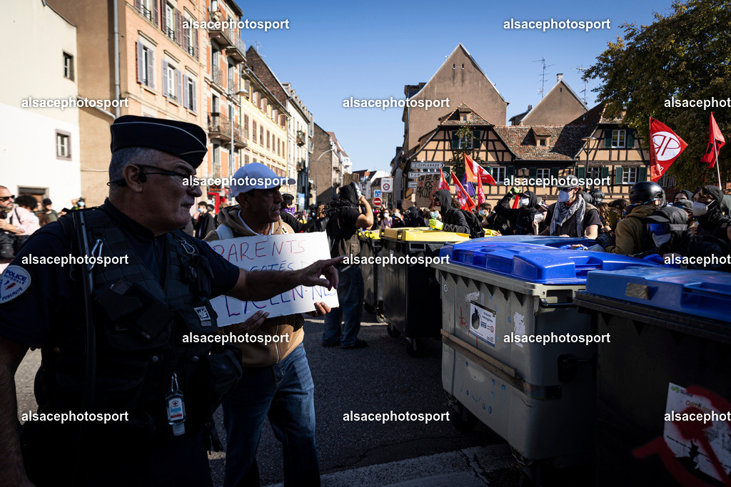 _B7A9543 | manifestation de lycéens à Strasbourg, le 6 octobre 2026, dans le cadre d’un mouvement national de protestation contre les conditions d’apprentissage. - Realisiert mit Pictrs.com