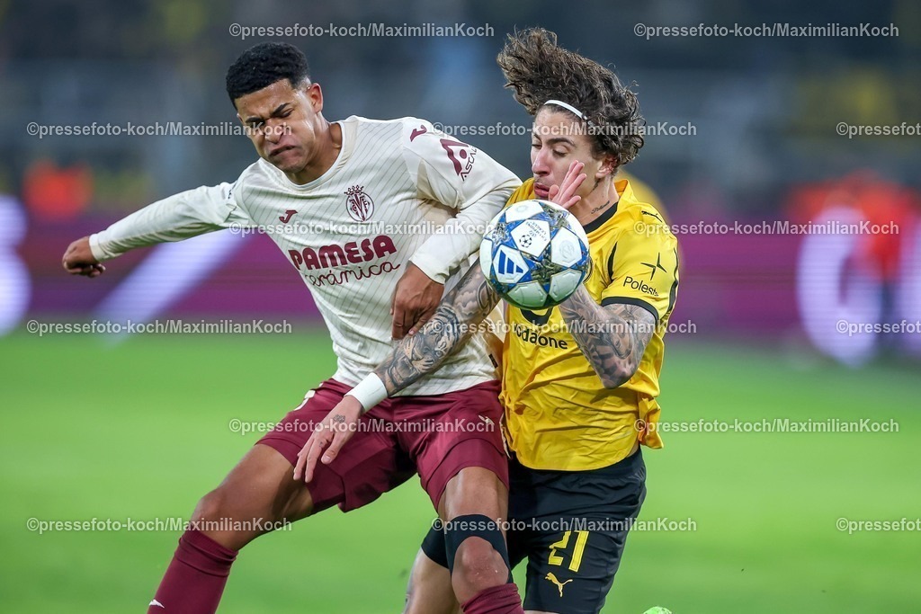 UCL25112502131 | 25.11.2025, Fußball, UEFA Champions League, Borussia Dortmund - FC Villarreal, BVB Stadion, 5. Spieltag, Saison 2025 2026: Santiago Mourino (FC Villarreal #15) im Zweikampf gegen  Fabio Silva (BVB #21)  Regulations prohibit any use of photographs as image sequences and or quasi-video.