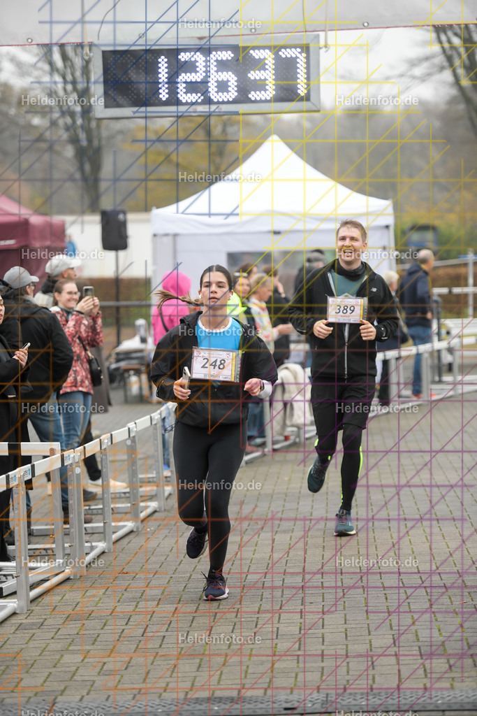 Neusser Erftlauf 2025  | 15km Neusser Erftlauf 2025 Foto: Heldenfoto.de